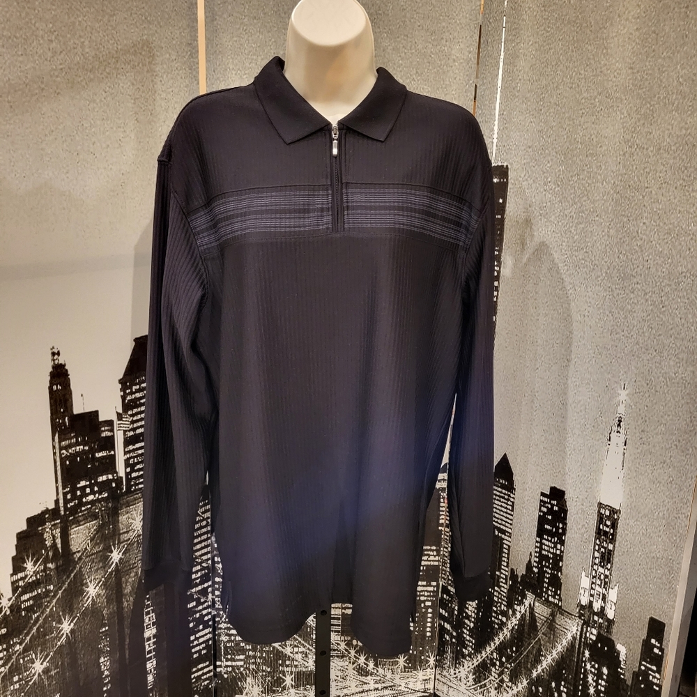 Haggar size medium black long sleeve collared top with front zipper